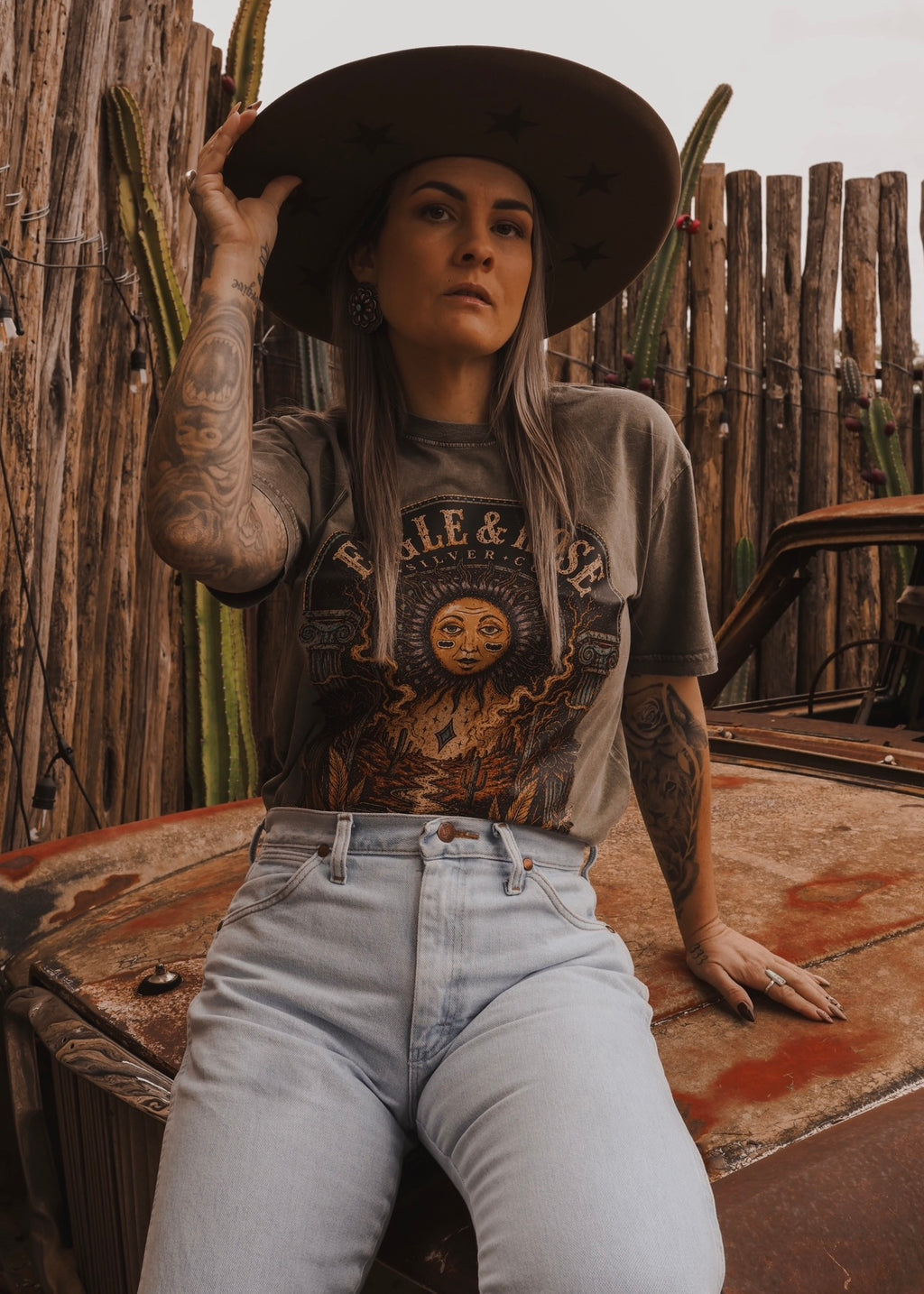 Desert Oracle Tee in Moss